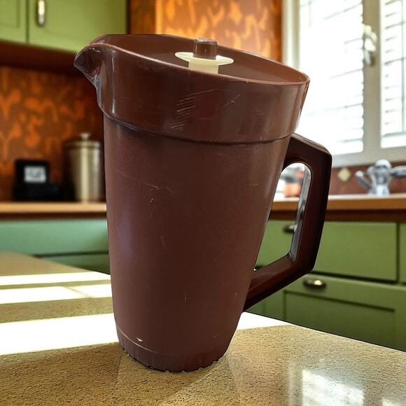 Tupperware 800 802 2 Qt Pitcher Push Button Seal Lid Juice Tea Retro Vintage - Picture 13 of 13